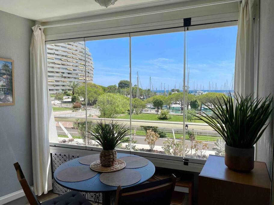 Studio Port Marina - Parking Prive, Climatise Au Ducal Villeneuve-Loubet Exteriör bild
