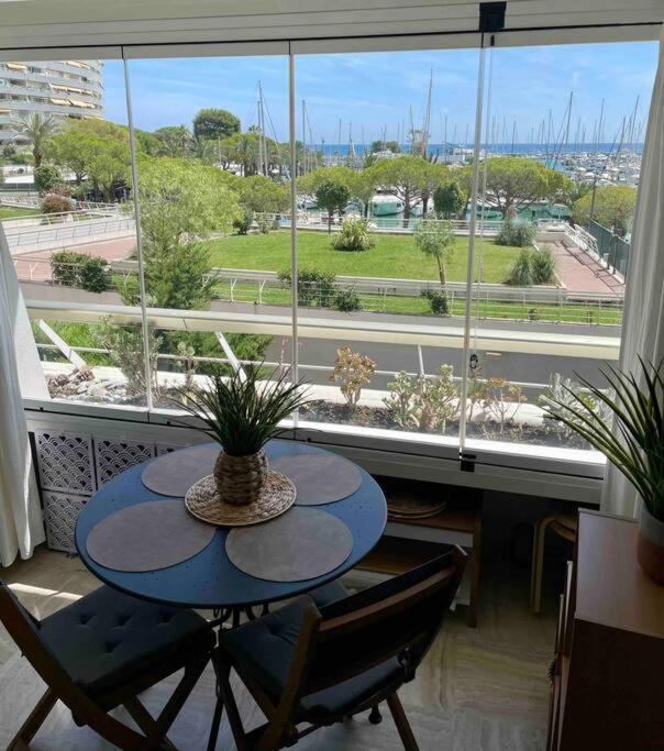 Studio Port Marina - Parking Prive, Climatise Au Ducal Villeneuve-Loubet Exteriör bild